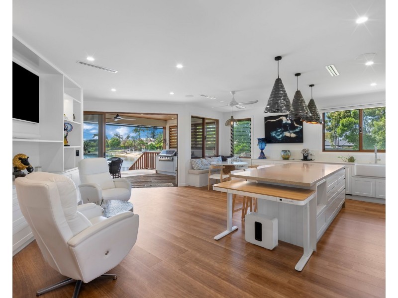 120A Tahiti Avenue, Palm Beach QLD 4221