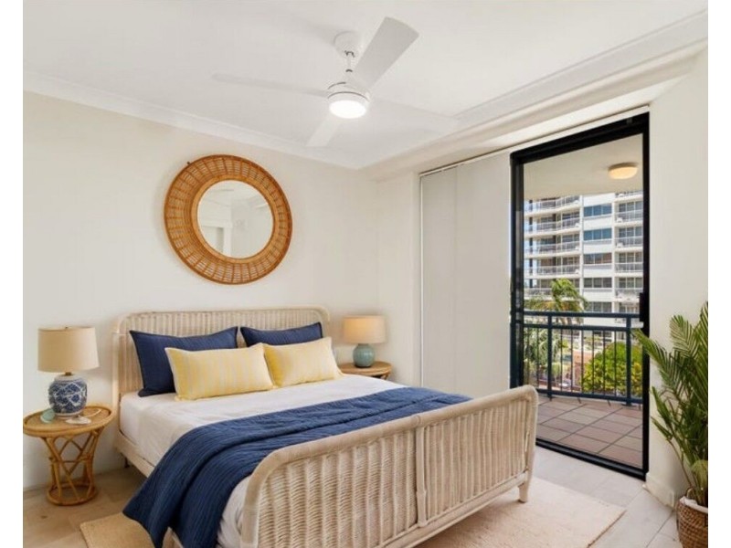 332/99 Griffith Street, Coolangatta QLD 4225