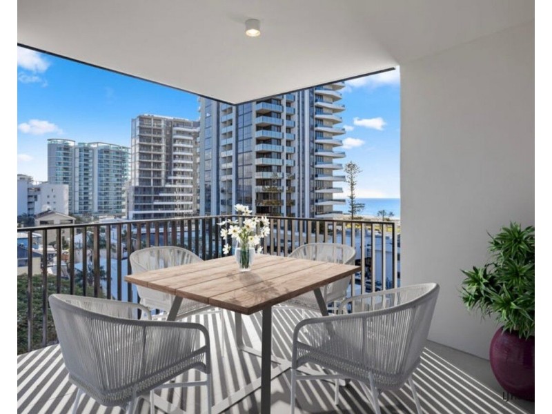 304/8 Churchill Street, Coolangatta QLD 4225