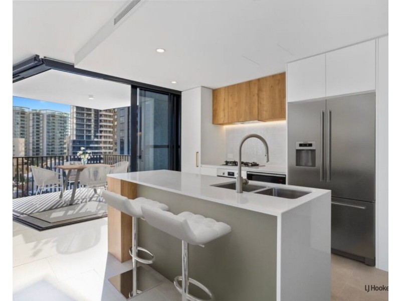 304/8 Churchill Street, Coolangatta QLD 4225