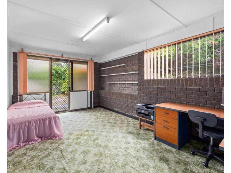 9 Nubara Street, Mansfield QLD 4122