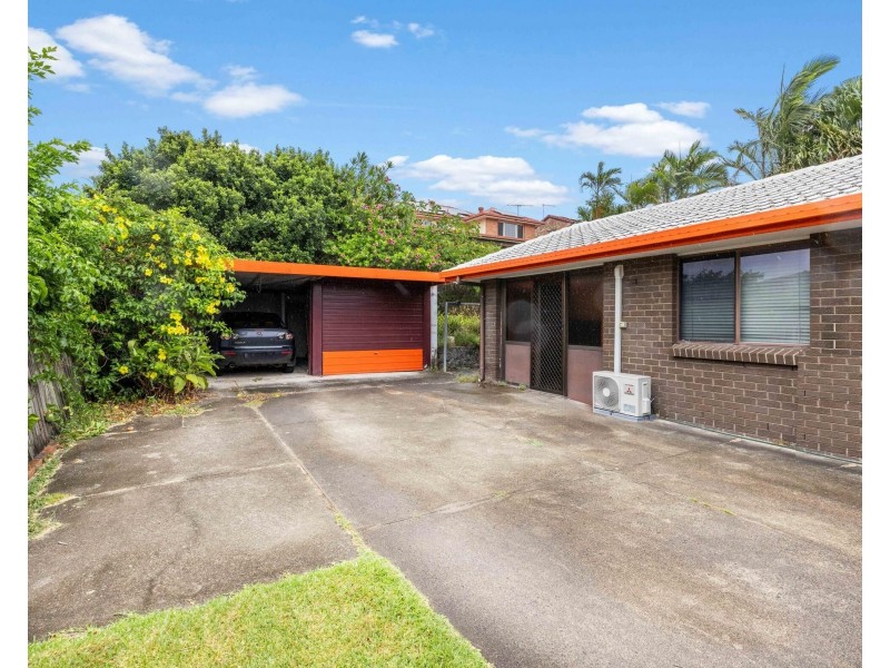 9 Nubara Street, Mansfield QLD 4122