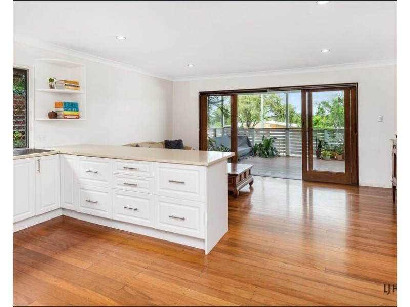 21 Alma Street, Southport QLD 4215