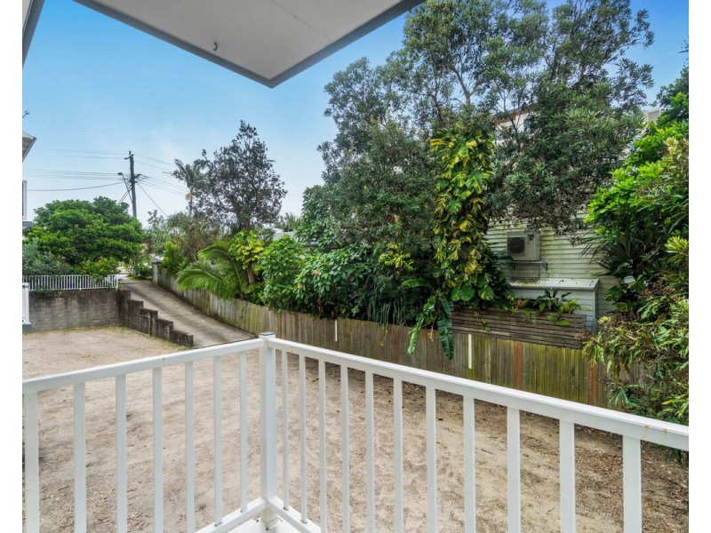 4/999 Gold Coast Highway, Palm Beach QLD 4221