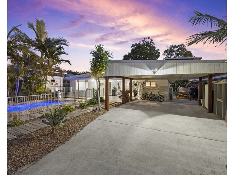 167 Mallawa Drive, Palm Beach QLD 4221