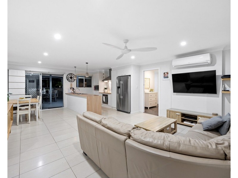 167 Mallawa Drive, Palm Beach QLD 4221