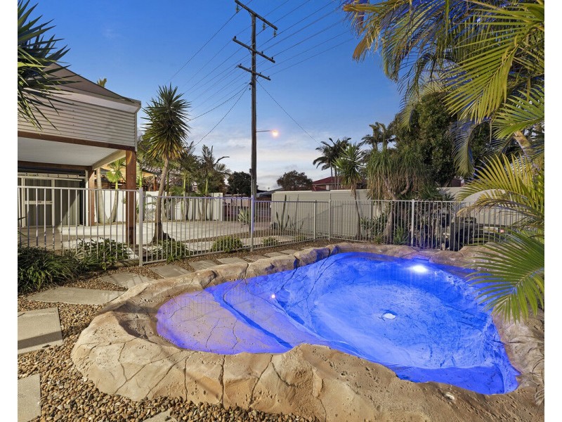 167 Mallawa Drive, Palm Beach QLD 4221