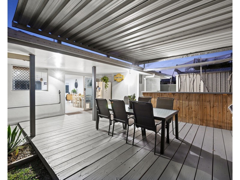 167 Mallawa Drive, Palm Beach QLD 4221