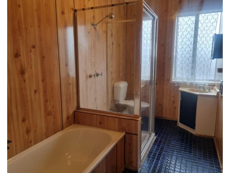 2/24 Third Avenue, Palm Beach QLD 4221