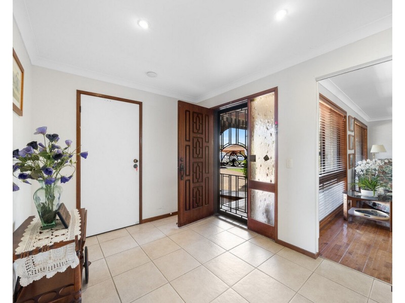 33 Spindle Street, Palm Beach QLD 4221