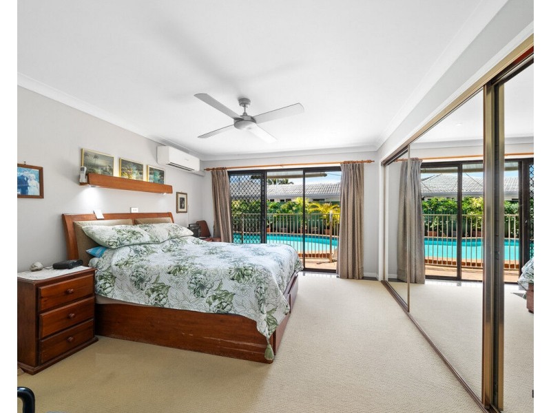 33 Spindle Street, Palm Beach QLD 4221