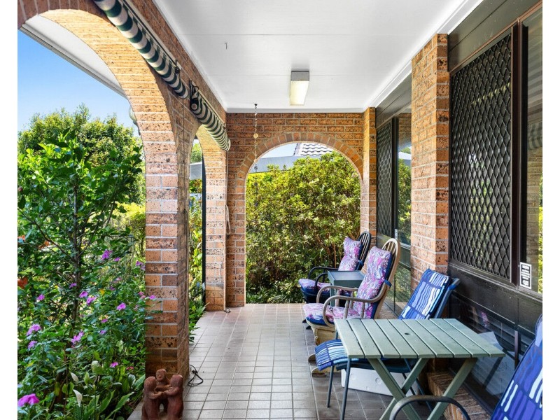 33 Spindle Street, Palm Beach QLD 4221