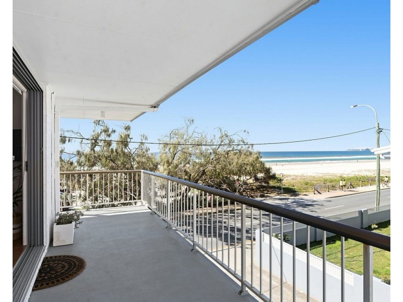 4/738 Pacific Parade, Currumbin QLD 4223