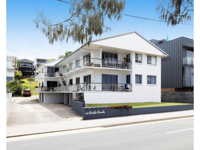 4/738 Pacific Parade, Currumbin QLD 4223
