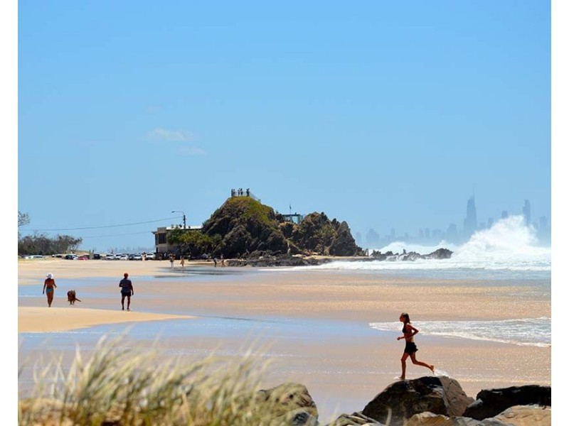 4/738 Pacific Parade, Currumbin QLD 4223