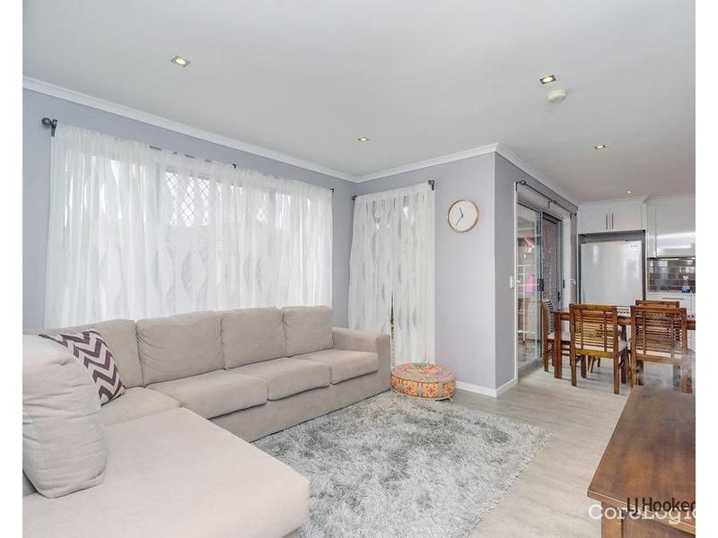 1/4 Oasis Crescent, Elanora QLD 4221