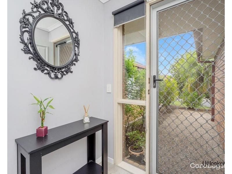 1/4 Oasis Crescent, Elanora QLD 4221