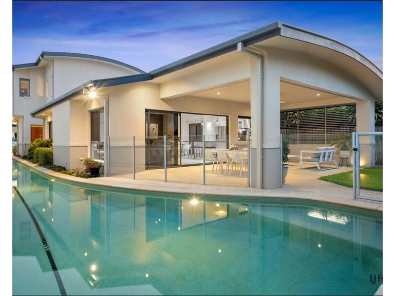 5 Skiff Street, Southport QLD 4215