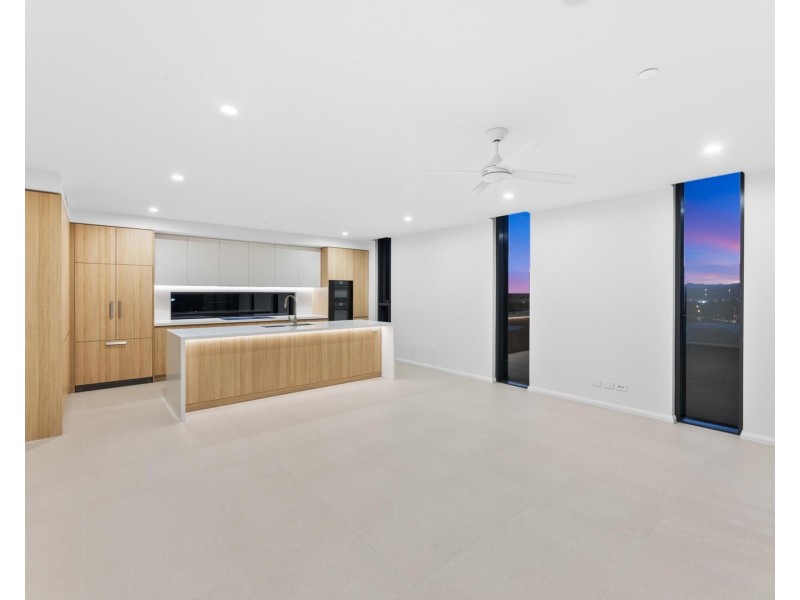 901/10 Coyne Street, Coolangatta QLD 4225