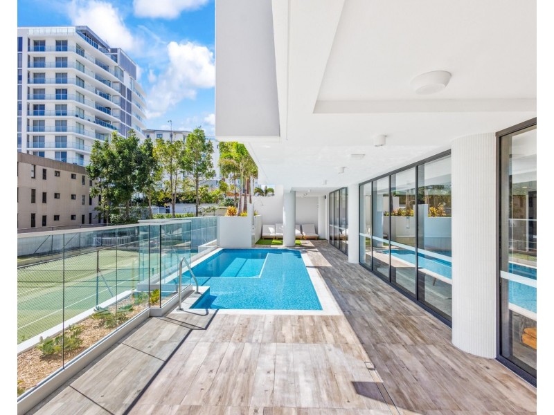 901/10 Coyne Street, Coolangatta QLD 4225