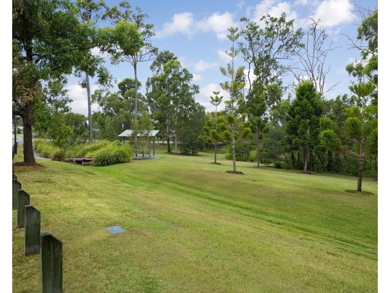 3/11 Seagreen Drive, Coomera QLD 4209