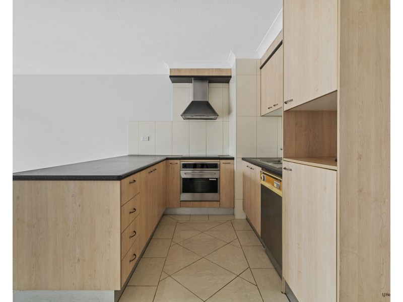 21/26 Old Burleigh Road, Surfers Paradise QLD 4217