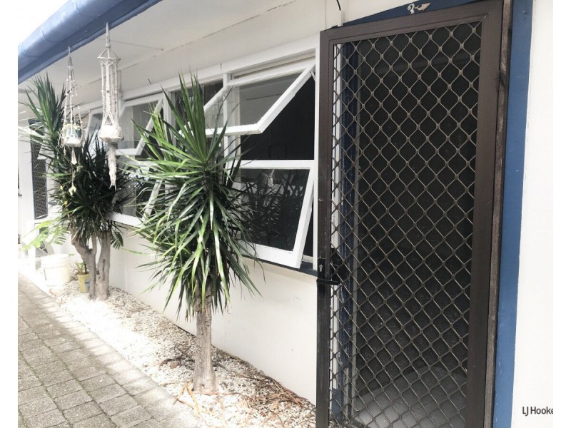 3/9 Twelfth  Avenue, Palm Beach QLD 4221