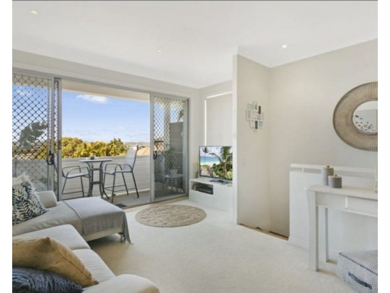 4/16 Duxton Drive, Varsity Lakes QLD 4227