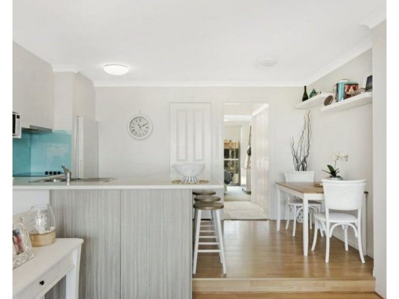 4/16 Duxton Drive, Varsity Lakes QLD 4227