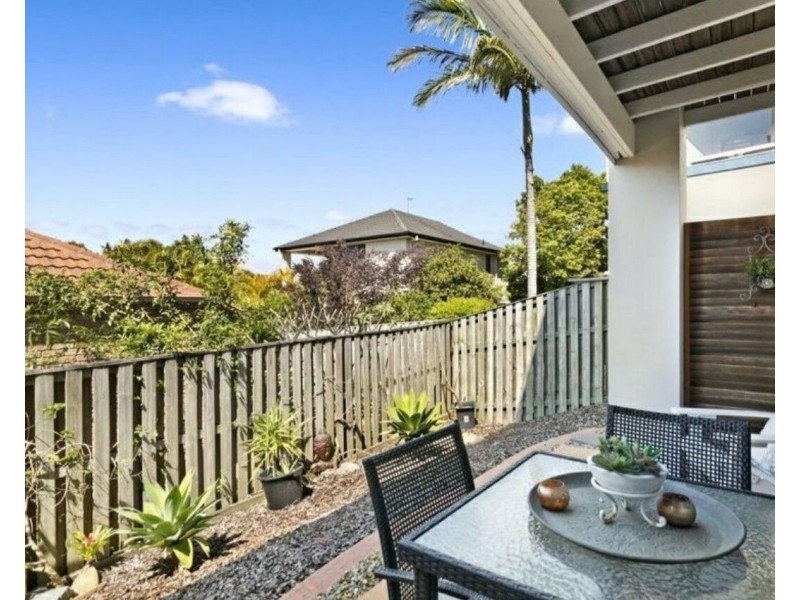 4/16 Duxton Drive, Varsity Lakes QLD 4227