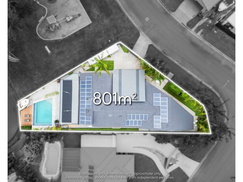 21 Whitsunday Drive, Currumbin Waters QLD 4223