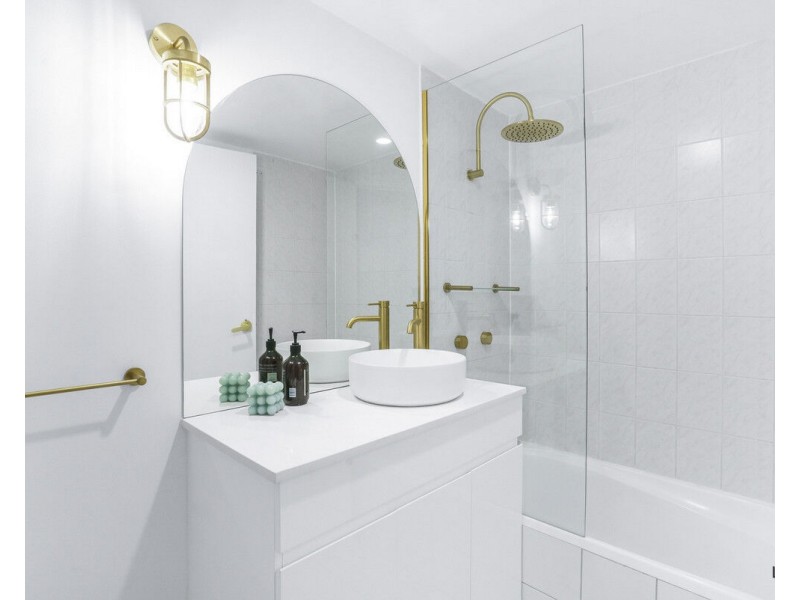 33/14 Jefferson Lane, Palm Beach QLD 4221