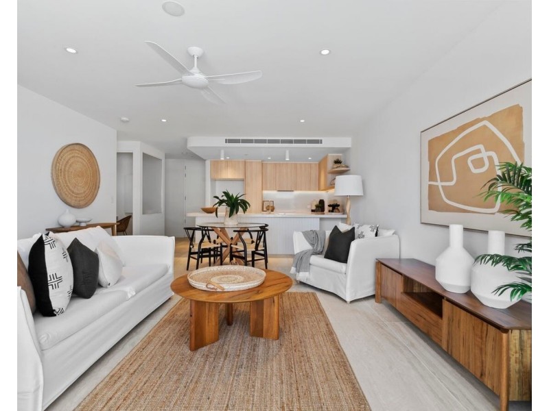 301/321 Golden Four Drive, Tugun QLD 4224