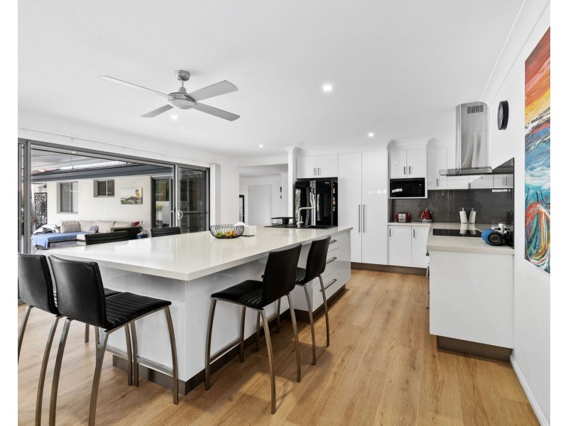 22 Mckenzie Drive, Currumbin Waters QLD 4223