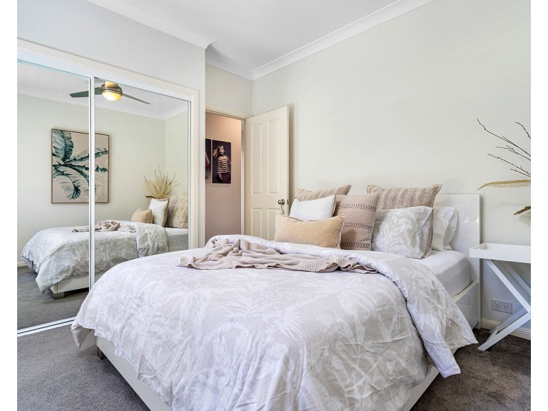 32 Steyning Court, Arundel QLD 4214