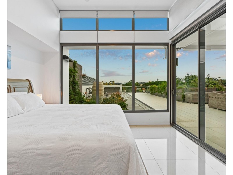 404/22-24 Ben Lexcen Place, Robina QLD 4226