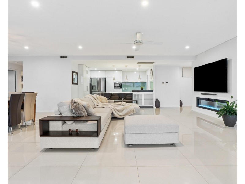 404/22-24 Ben Lexcen Place, Robina QLD 4226