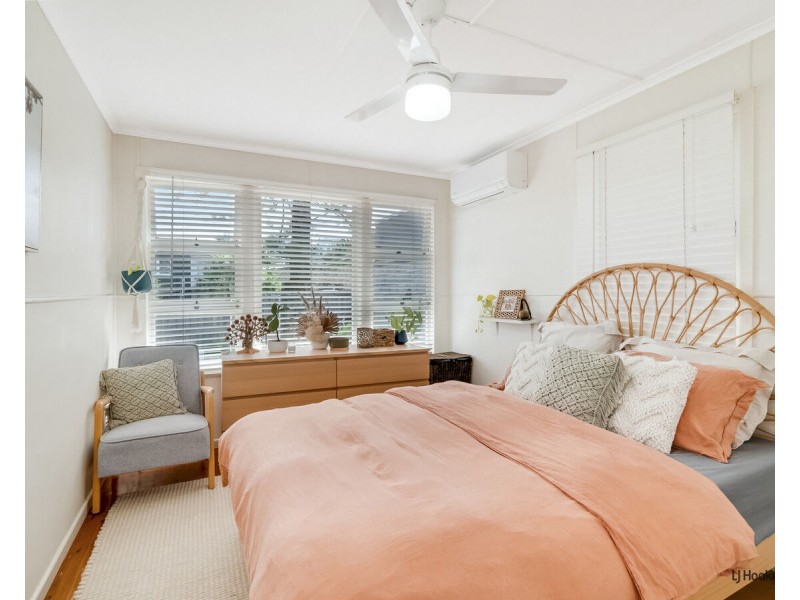 2/32 Third Avenue, Palm Beach QLD 4221