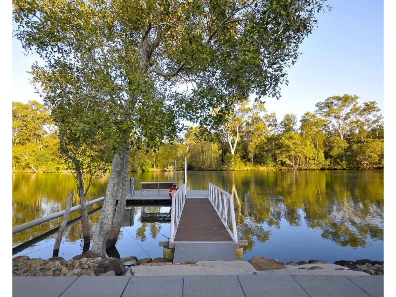 4 Keel Court, Currumbin Waters QLD 4223