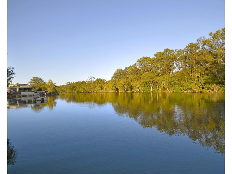 4 Keel Court, Currumbin Waters QLD 4223