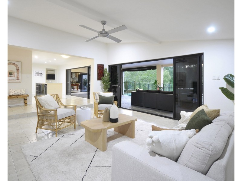 4 Keel Court, Currumbin Waters QLD 4223