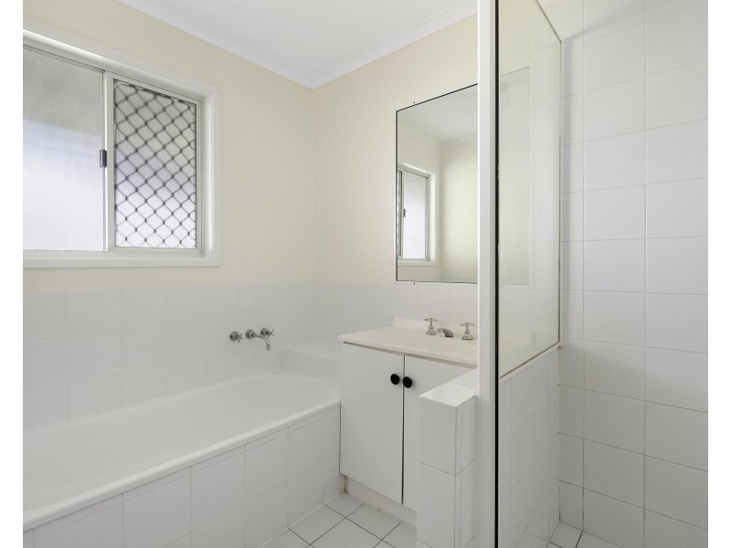 12 Ironwood Court, Molendinar QLD 4214