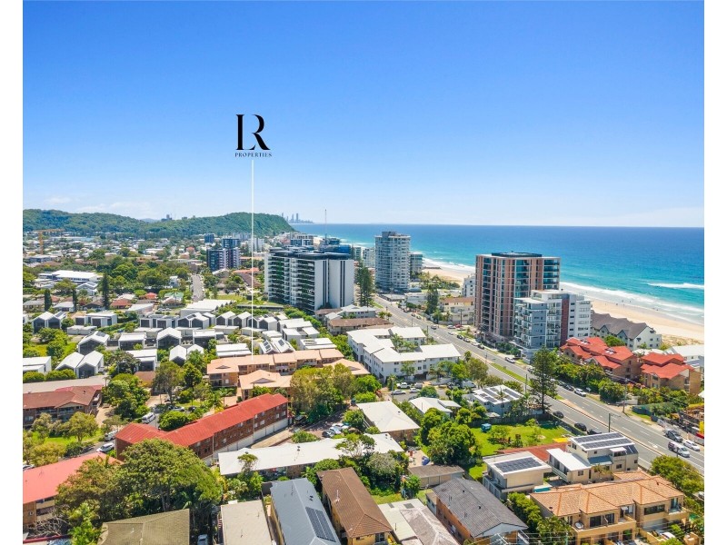 1/1 Rolan Court, Palm Beach QLD 4221