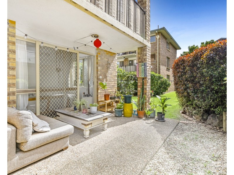 1/1 Rolan Court, Palm Beach QLD 4221