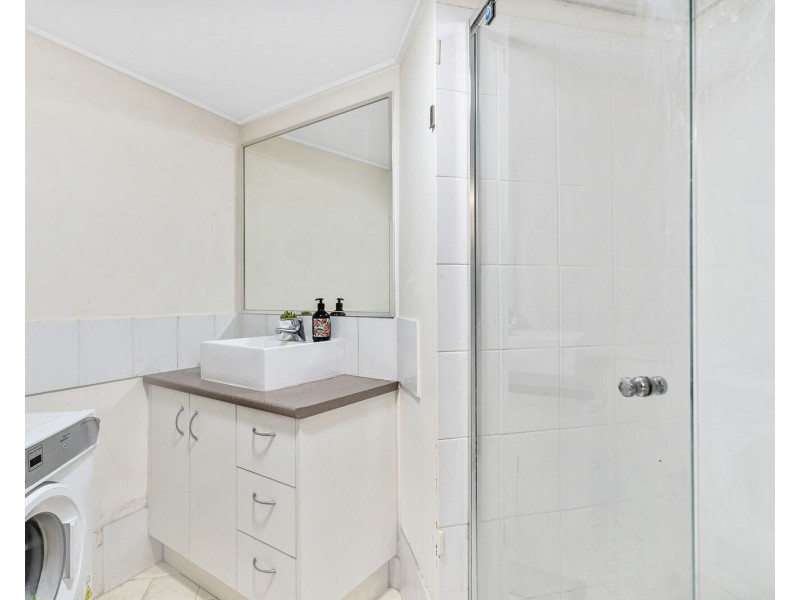 1/1 Rolan Court, Palm Beach QLD 4221
