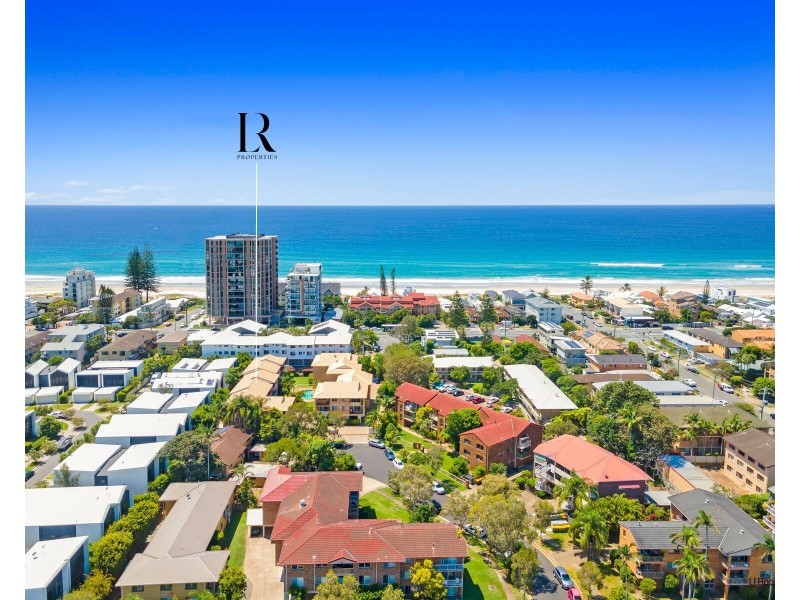 1/1 Rolan Court, Palm Beach QLD 4221