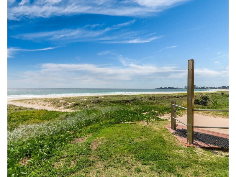 5/285 Golden Four Drive, Bilinga QLD 4225