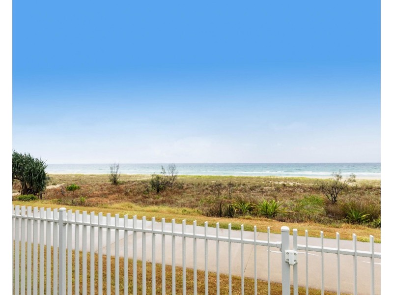 5/285 Golden Four Drive, Bilinga QLD 4225