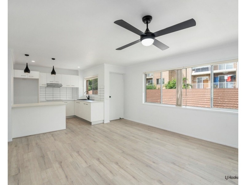 9/16 Mawarra Street, Palm Beach QLD 4221