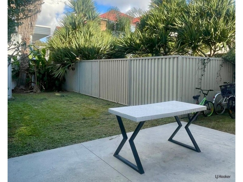 1/49 Leyte Avenue, Palm Beach QLD 4221